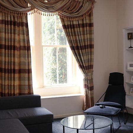 Tito'S Place At Eh11 2Db Edinburgh Eksteriør billede