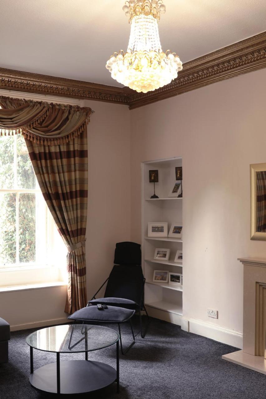 Tito'S Place At Eh11 2Db Edinburgh Eksteriør billede
